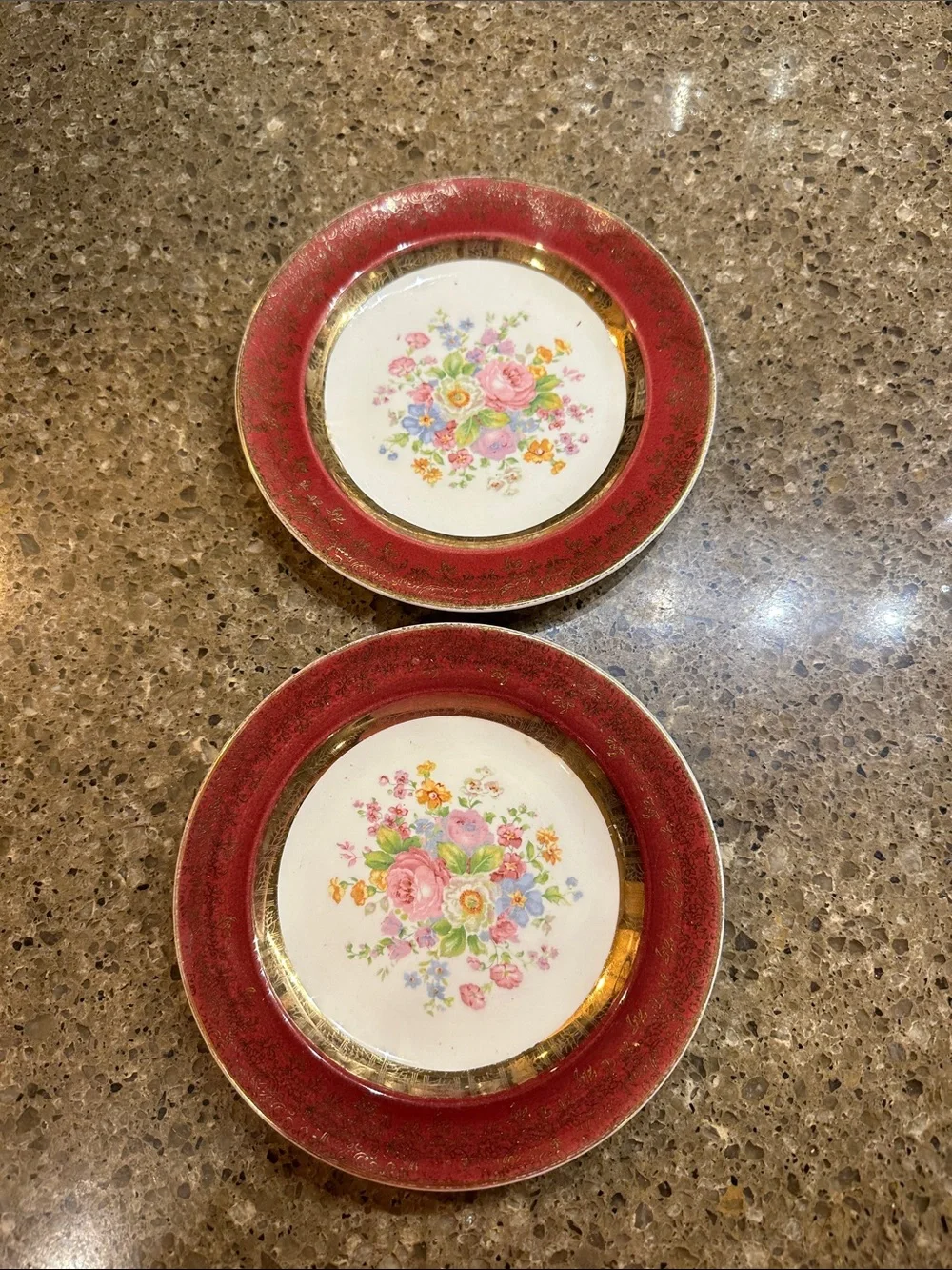 vintage mid-20th-century 6” plates Aristocrat Maroon by the Salem China Company